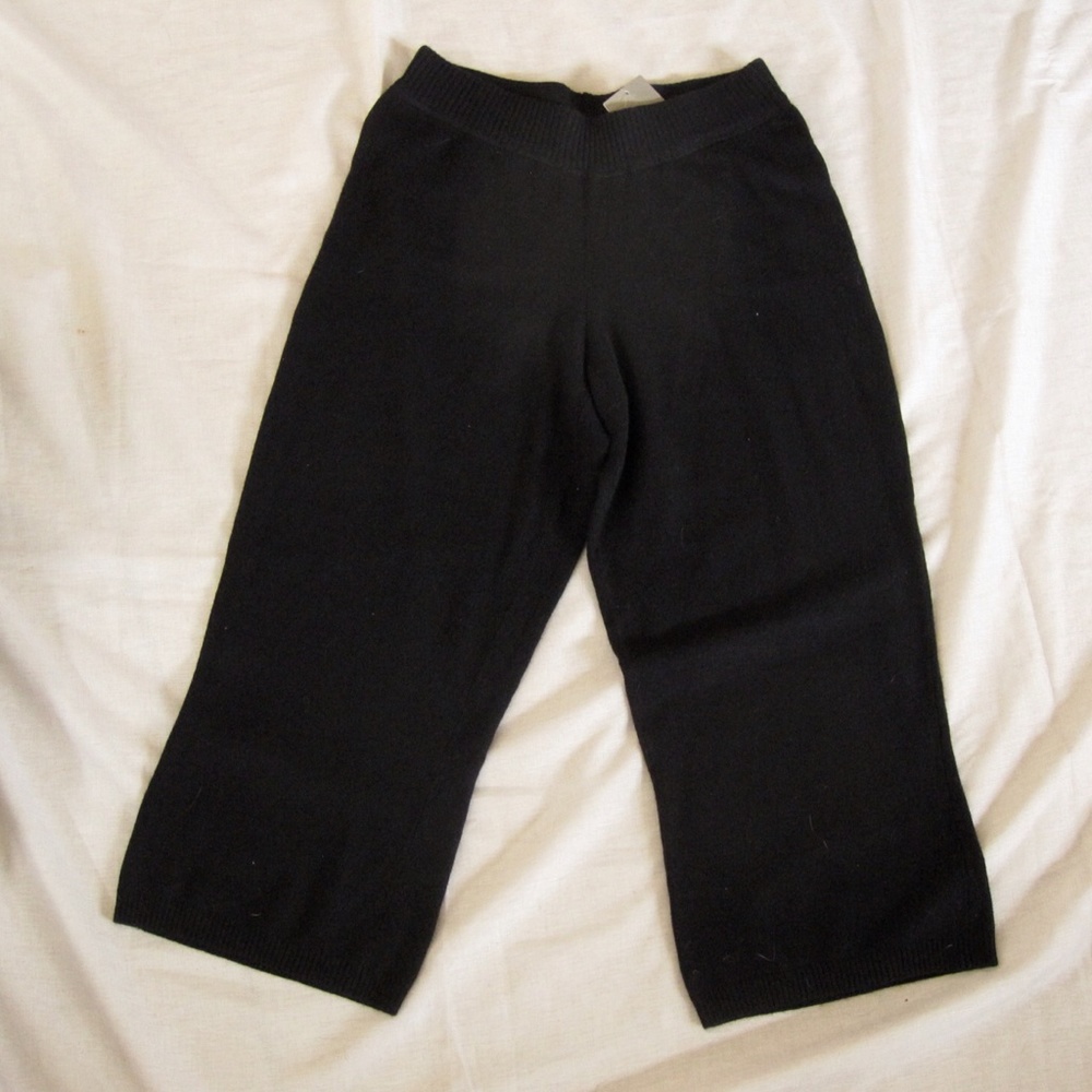 COPY - Anthropologie cashmere blend lounge croppe…